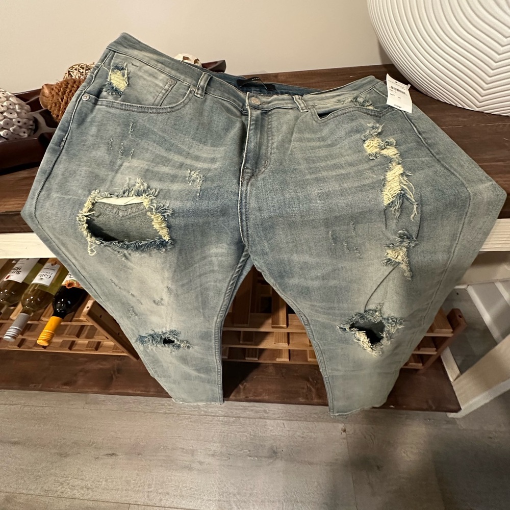 STAMPD Ripped Jeans RRM01